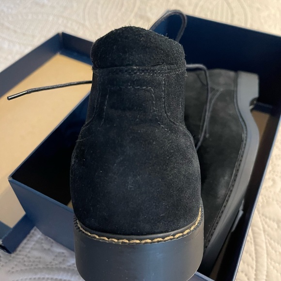 Cole Haan Cambridge Chukka - Picture 2 of 4